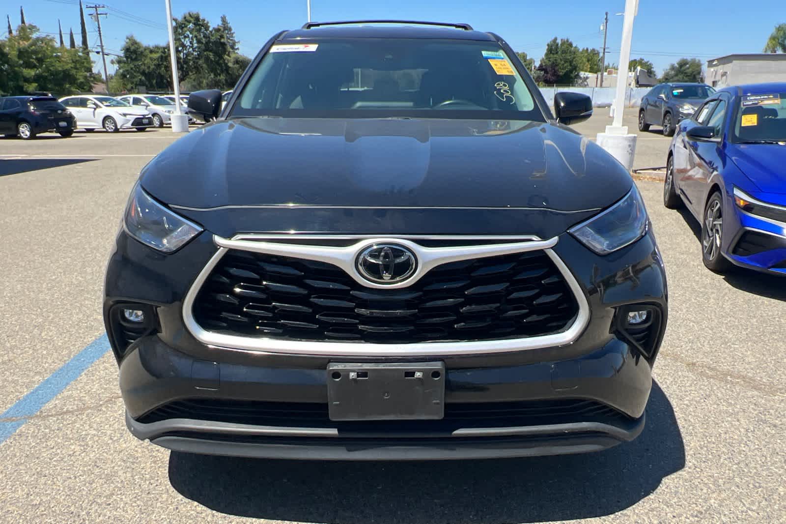 2023 Toyota Highlander LE