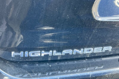 2023 Toyota Highlander LE