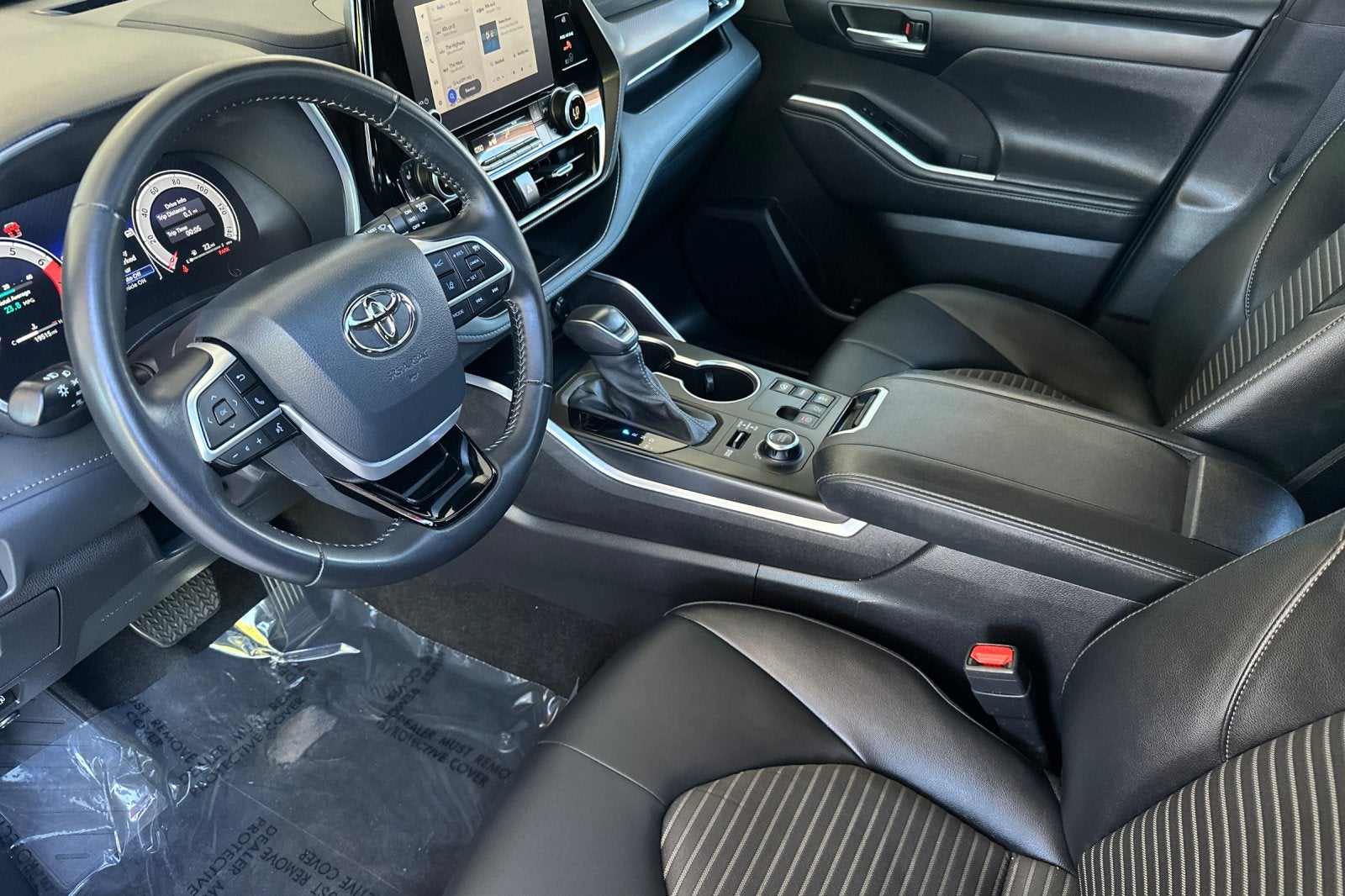 2025 Toyota Highlander XSE