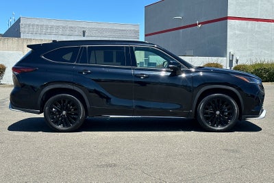 2025 Toyota Highlander XSE