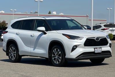 2023 Toyota Highlander XLE