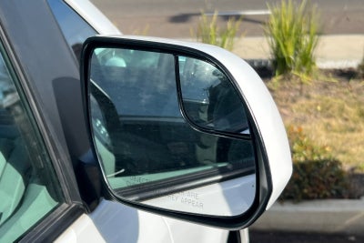 2016 Toyota Sienna LE