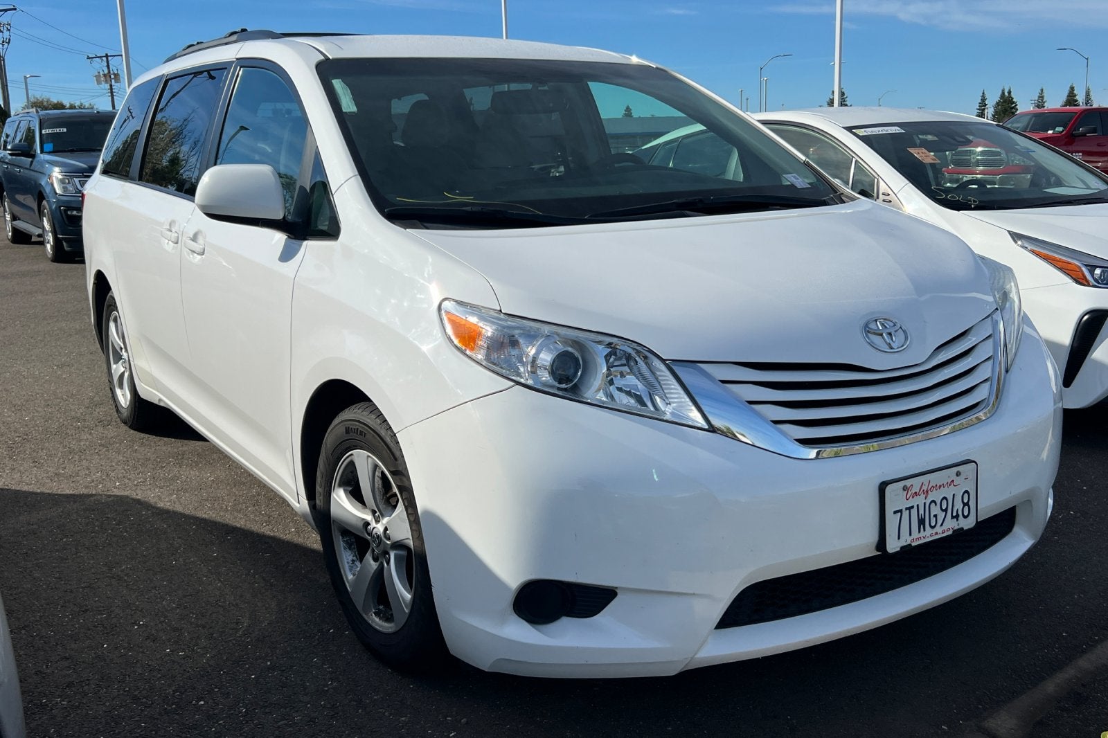 2016 Toyota Sienna LE