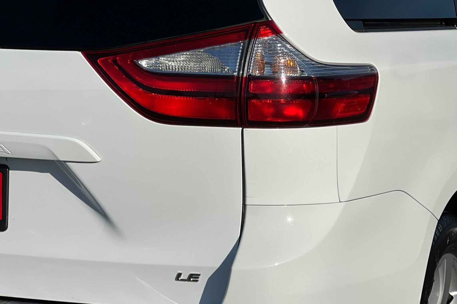 2016 Toyota Sienna LE