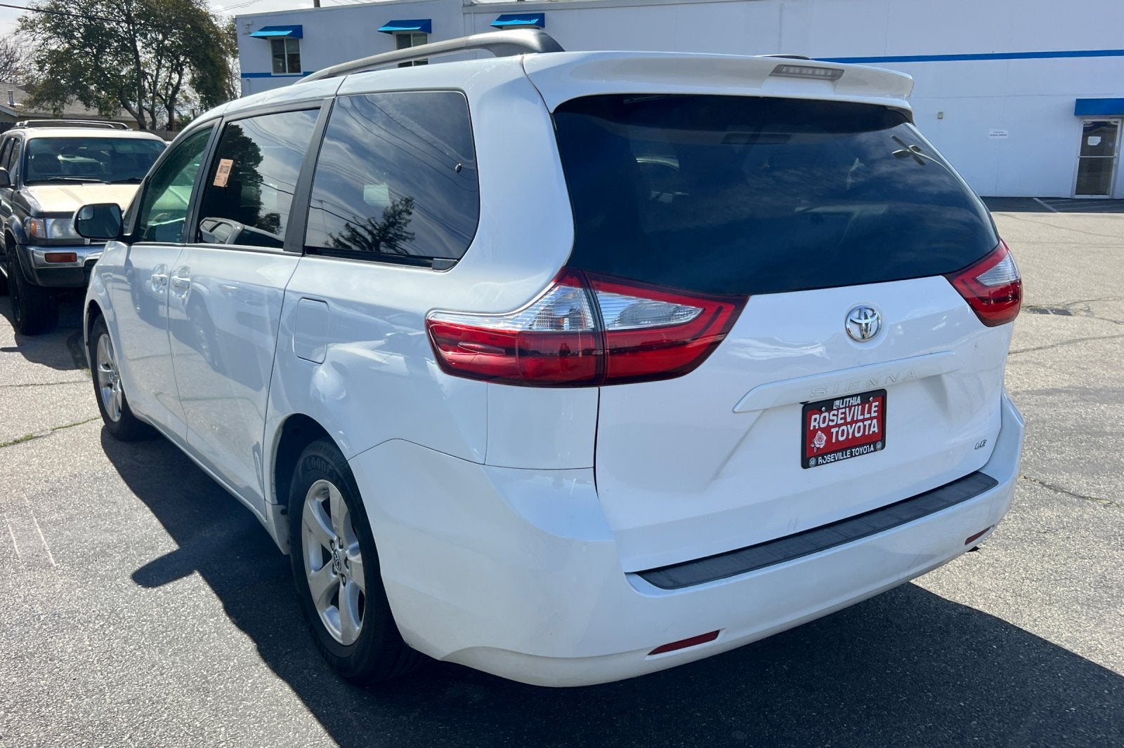 2016 Toyota Sienna LE