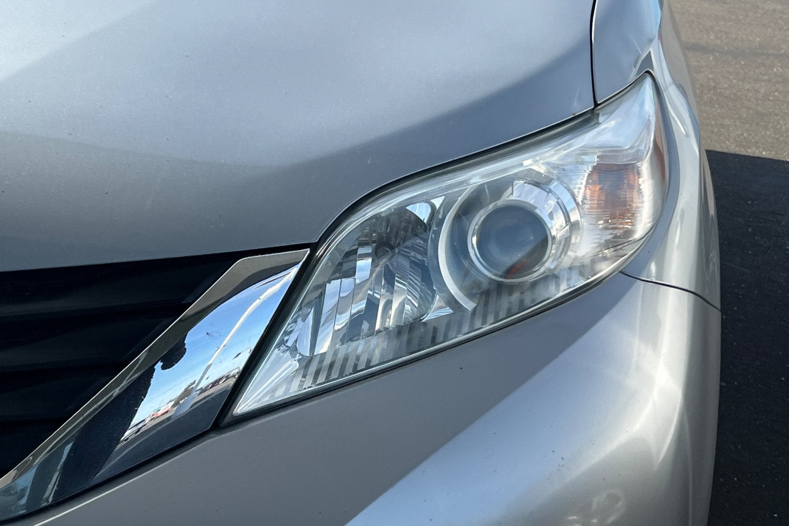 2012 Toyota Sienna LE