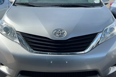 2012 Toyota Sienna LE