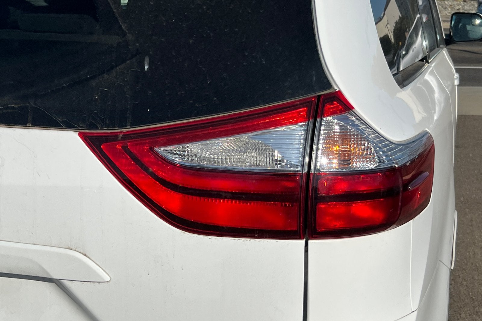 2016 Toyota Sienna LE