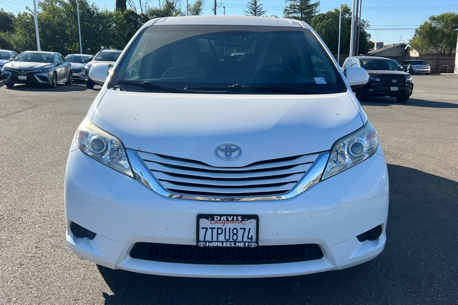2016 Toyota Sienna LE