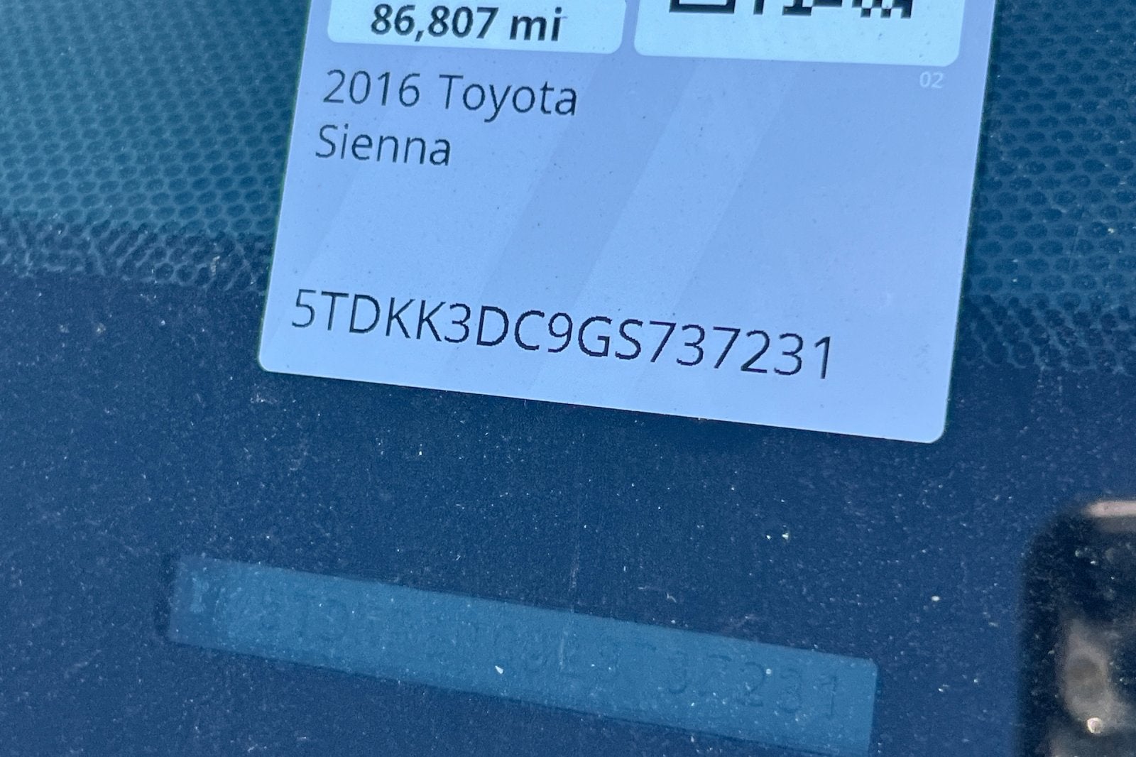 2016 Toyota Sienna LE