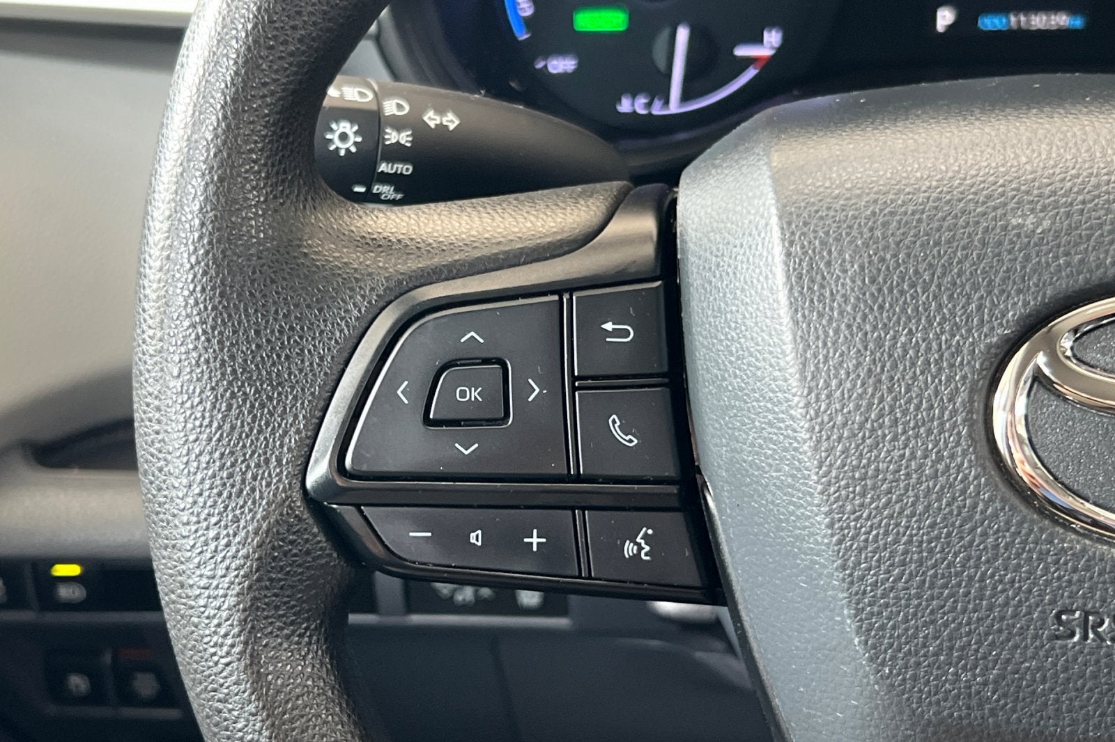 2023 Toyota Sienna LE