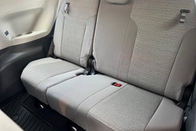 2022 Toyota Sienna LE