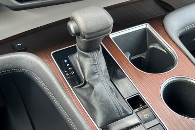 2022 Toyota Sienna LE