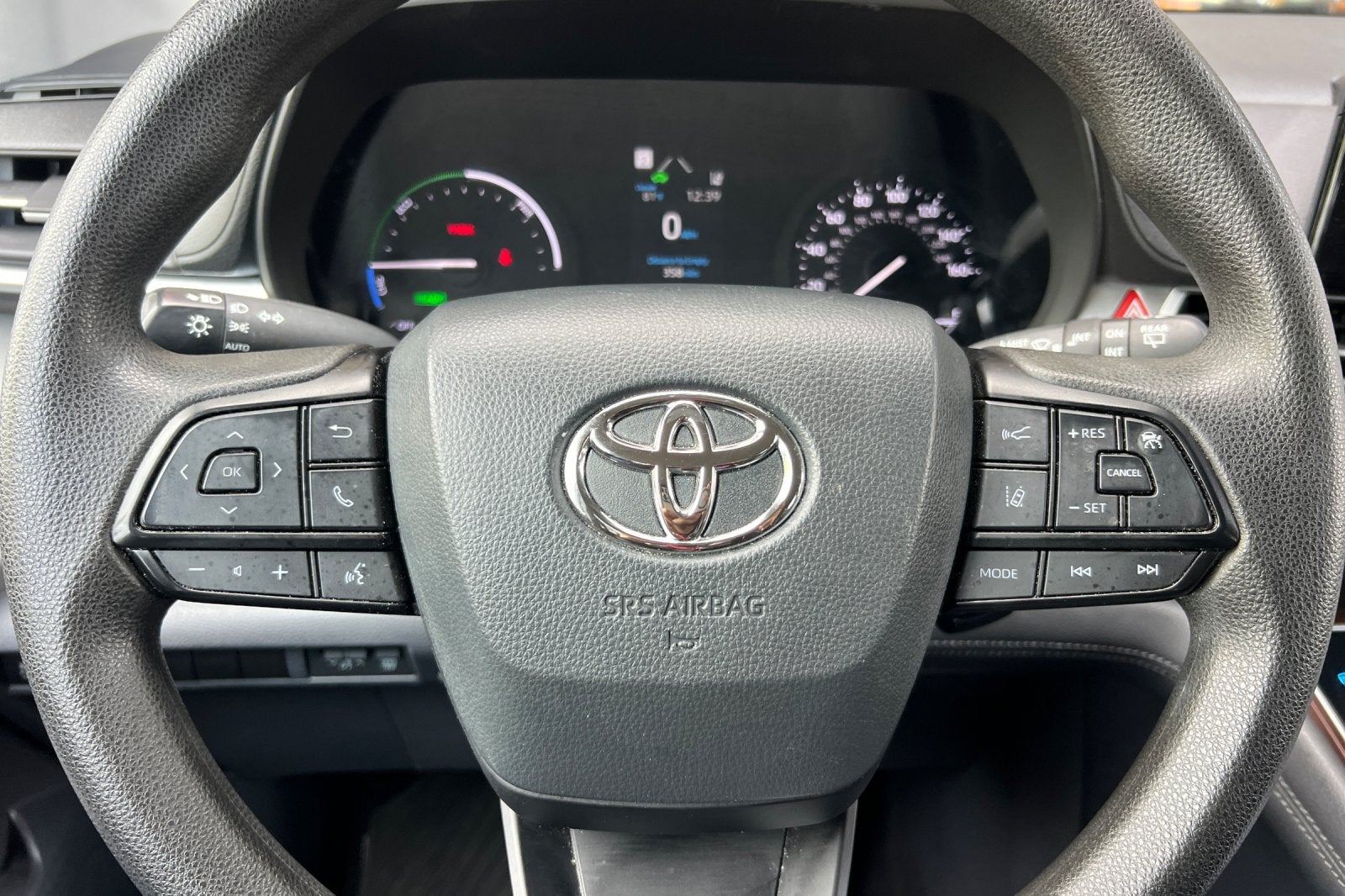 2022 Toyota Sienna LE