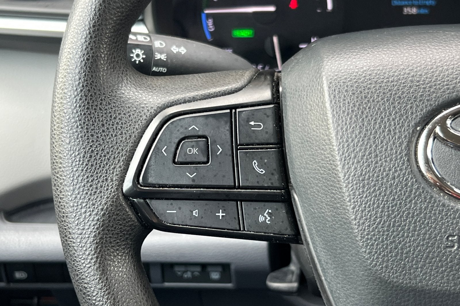 2022 Toyota Sienna LE