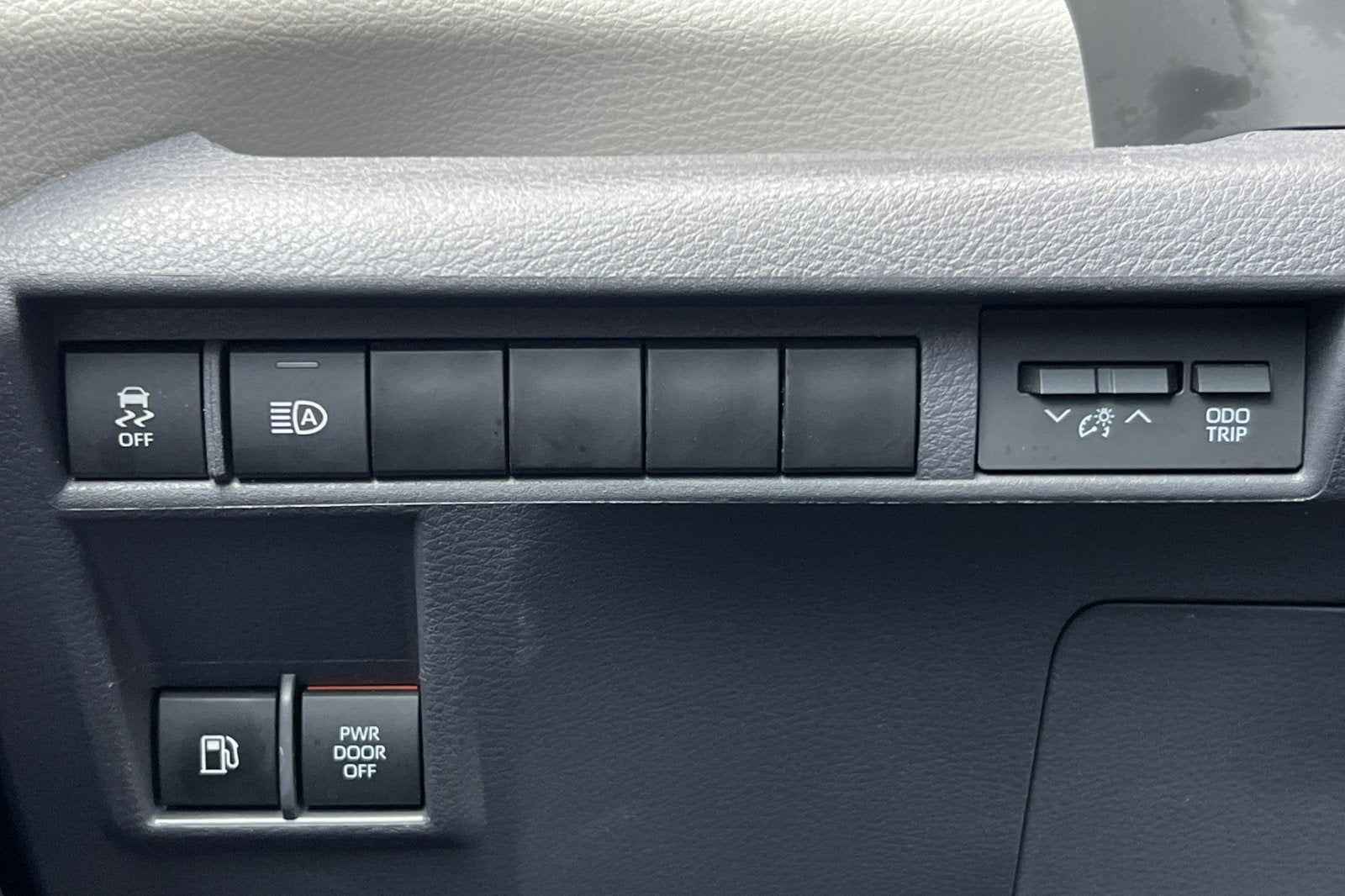 2022 Toyota Sienna LE