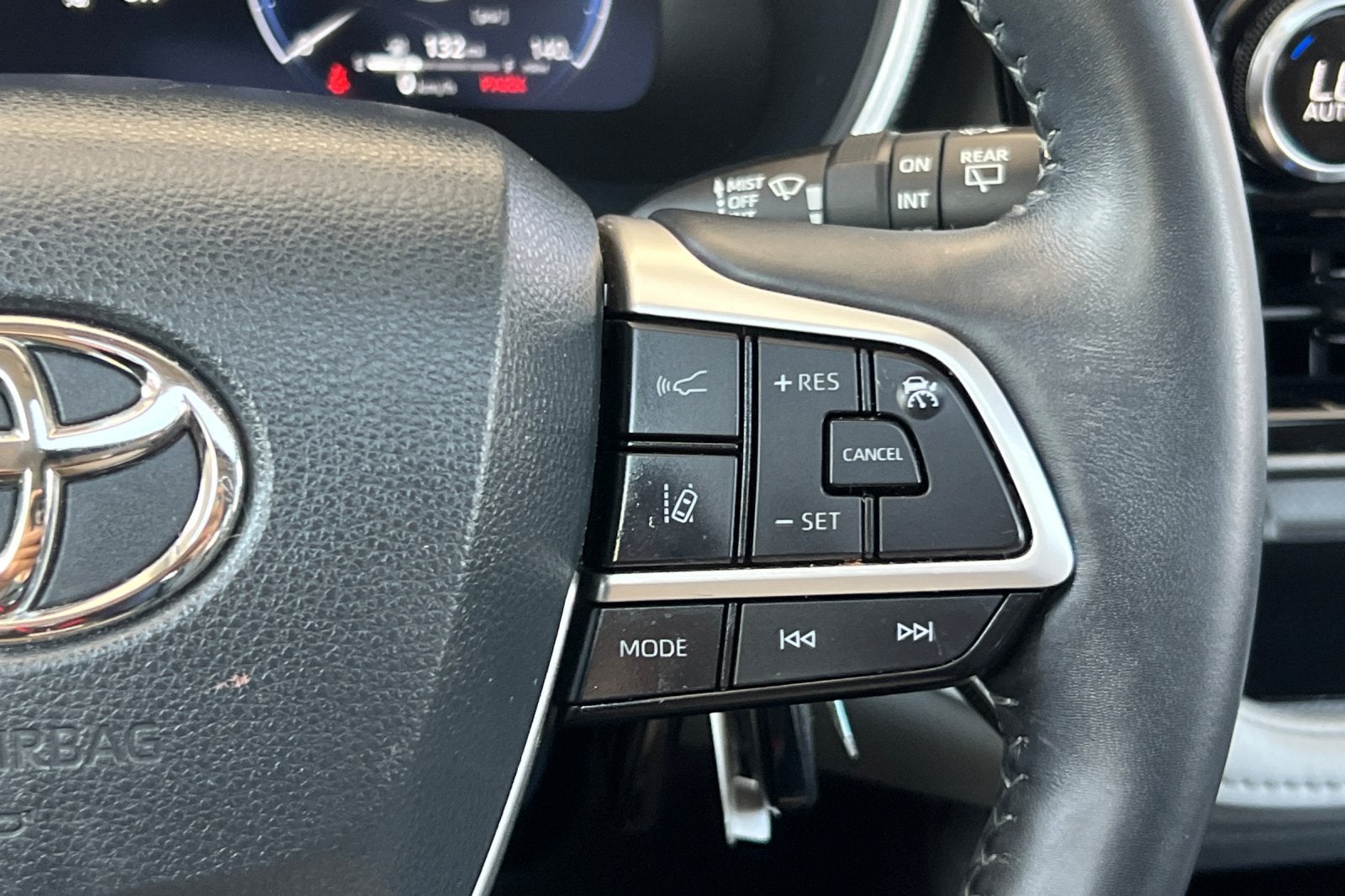 2023 Toyota Highlander Hybrid Limited