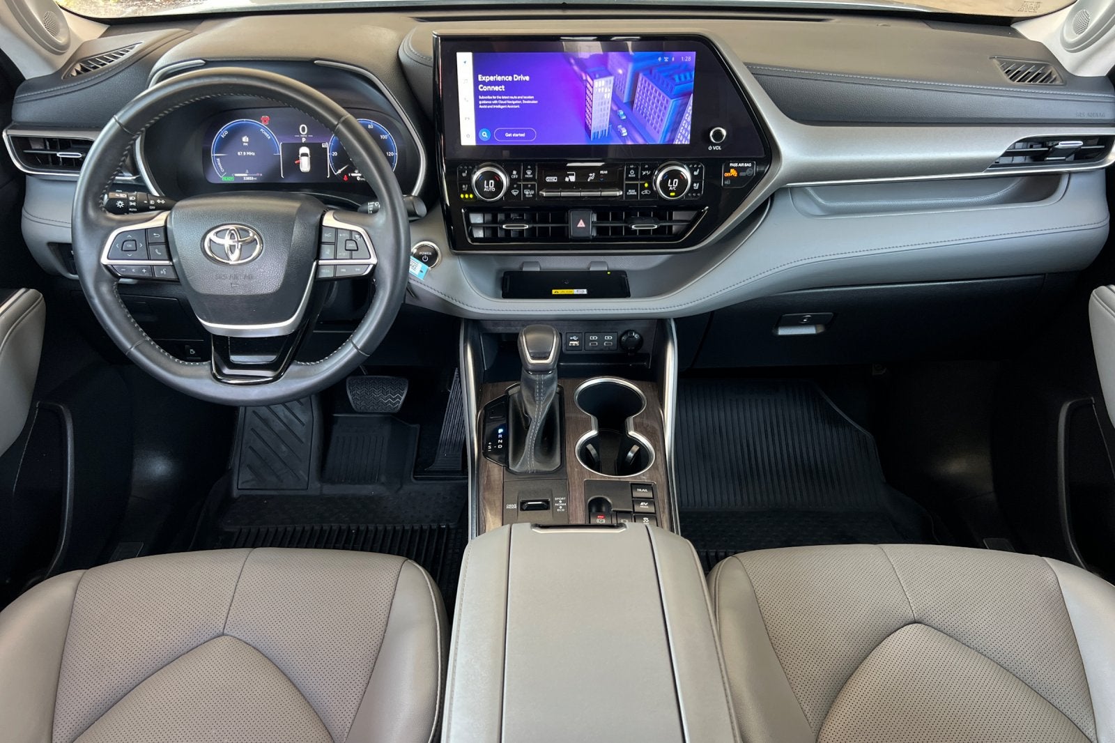 2023 Toyota Highlander Hybrid Limited