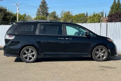 2015 Toyota Sienna SE