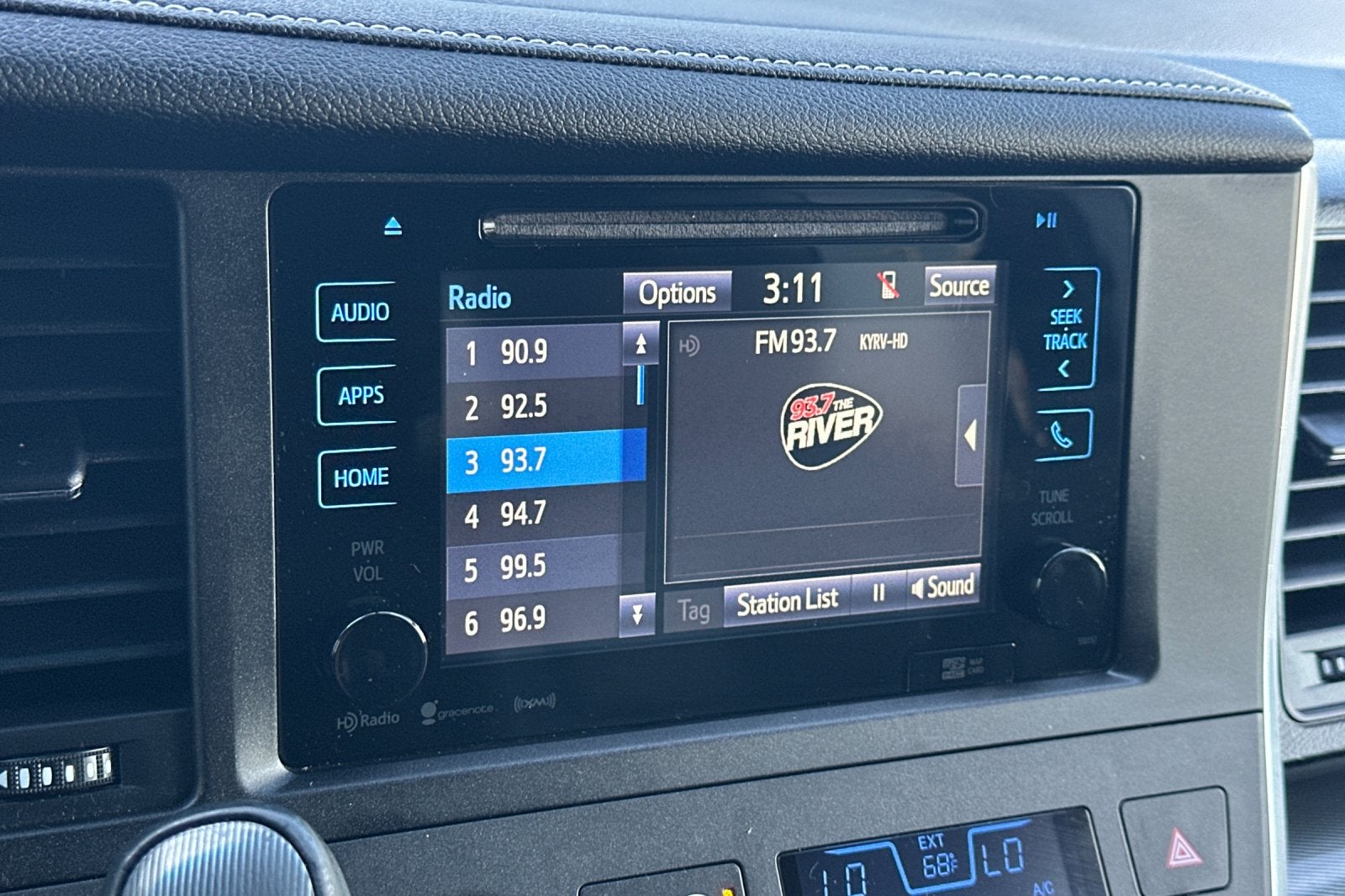 2017 Toyota Sienna SE