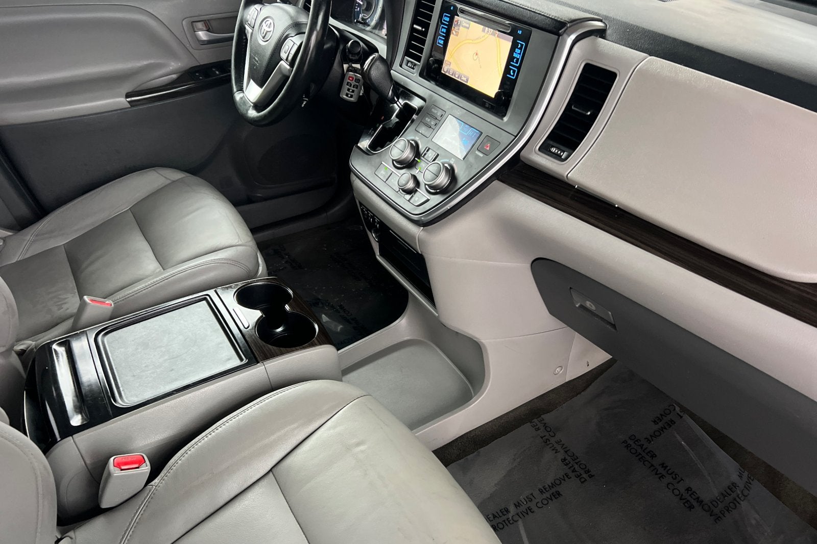 2015 Toyota Sienna XLE