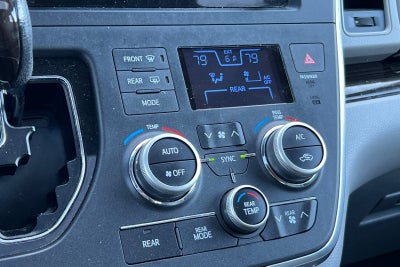 2015 Toyota Sienna XLE