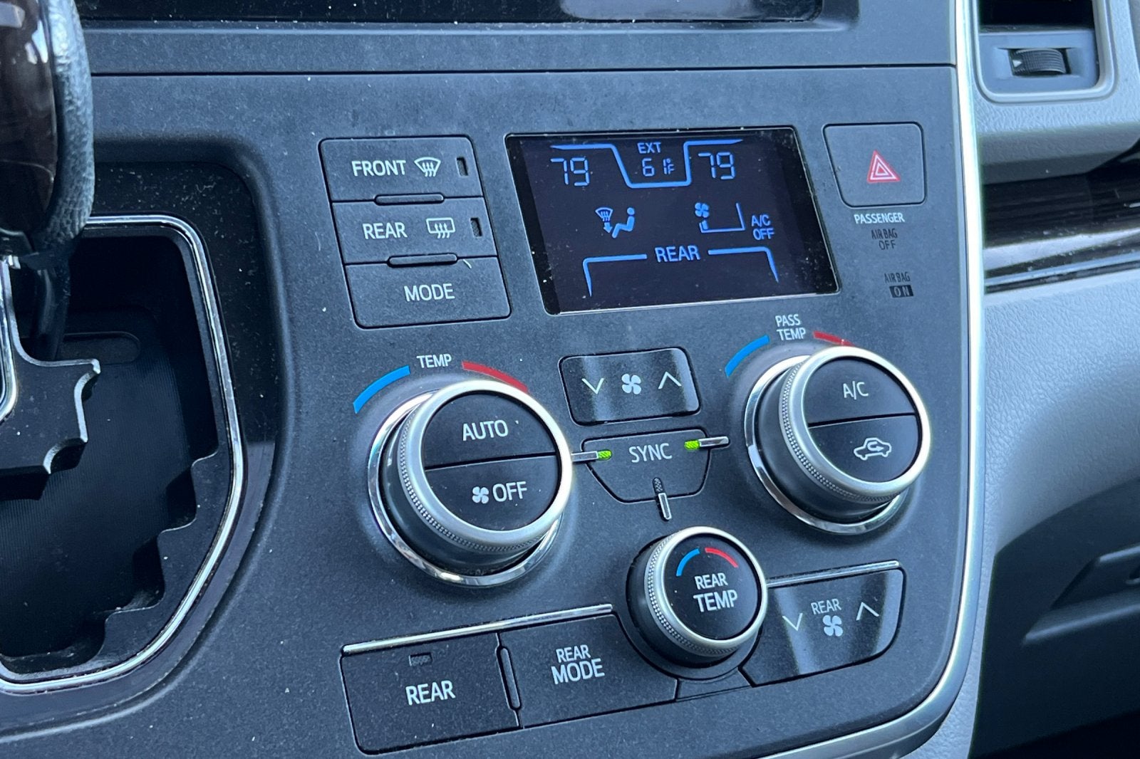 2015 Toyota Sienna XLE