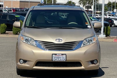 2014 Toyota Sienna XLE