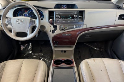 2014 Toyota Sienna XLE