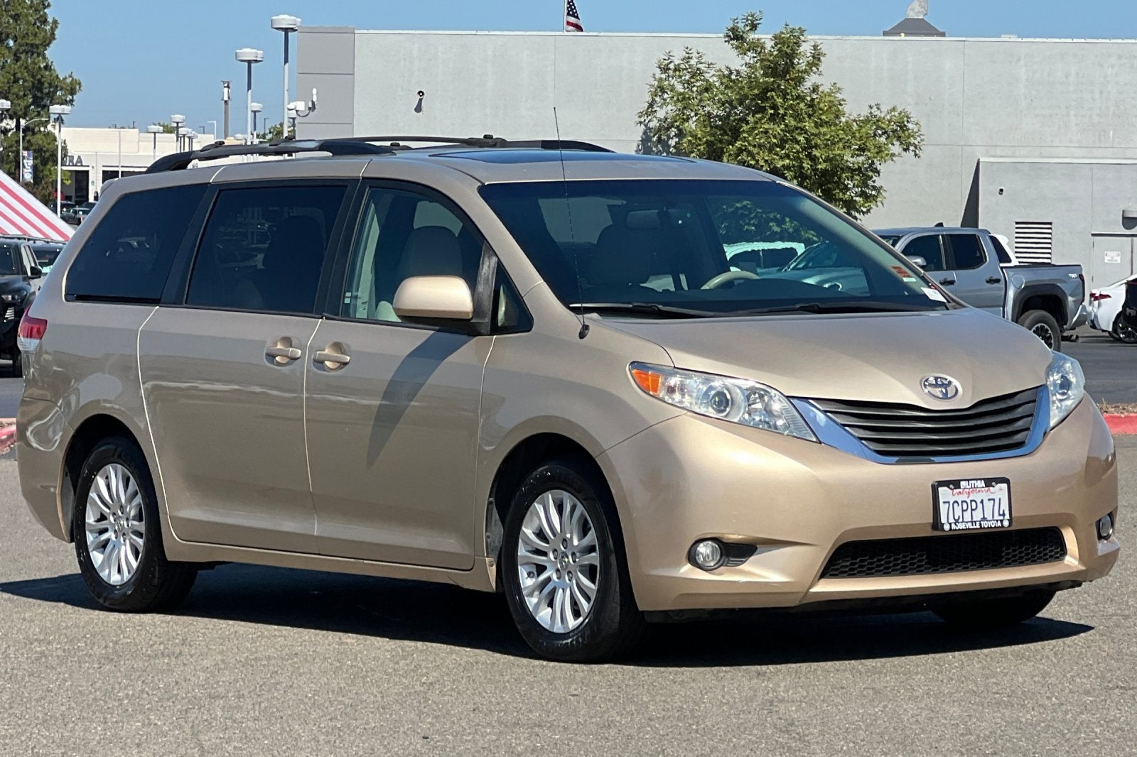 2014 Toyota Sienna XLE