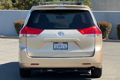 2014 Toyota Sienna XLE