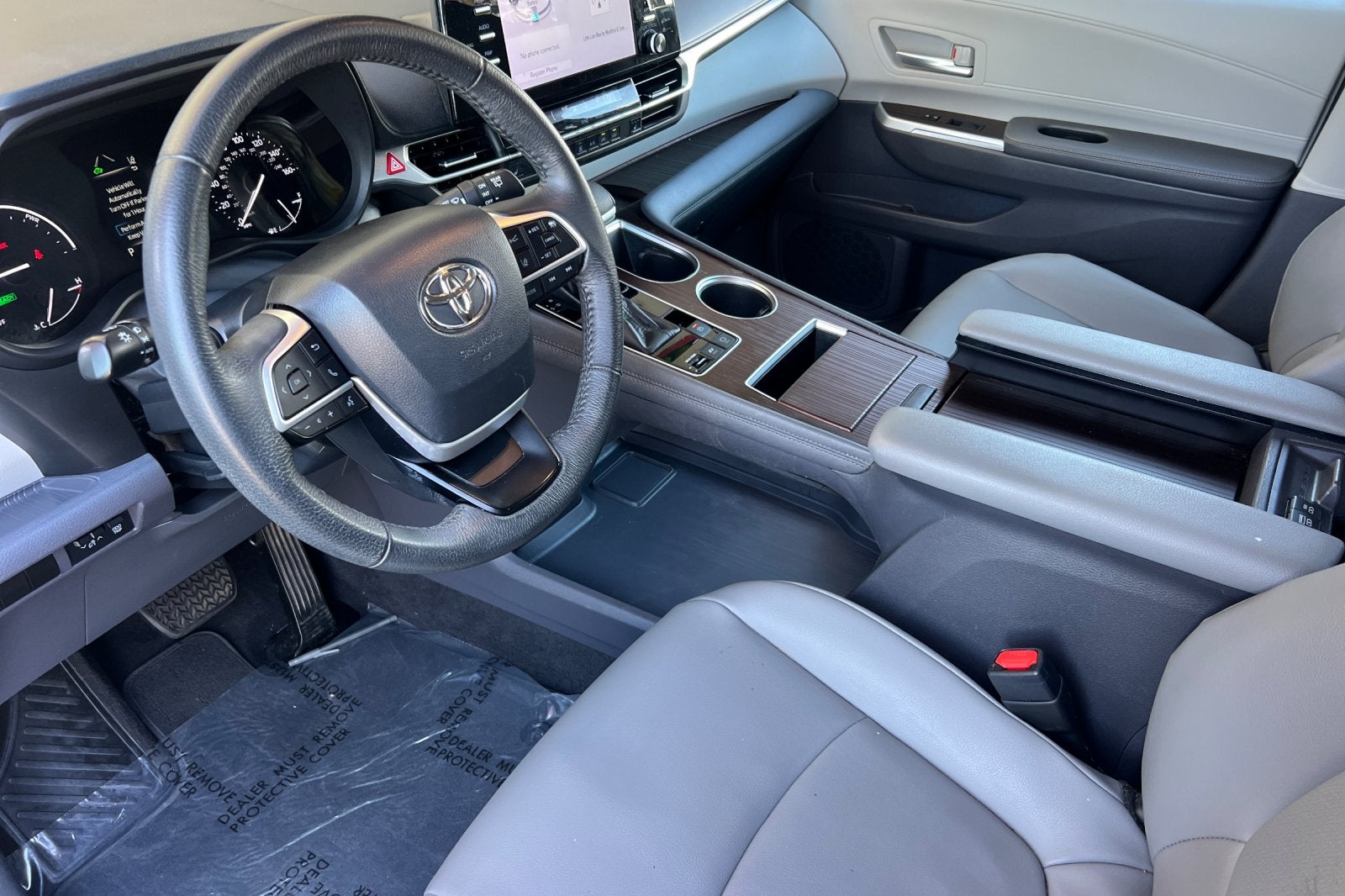 2022 Toyota Sienna XLE