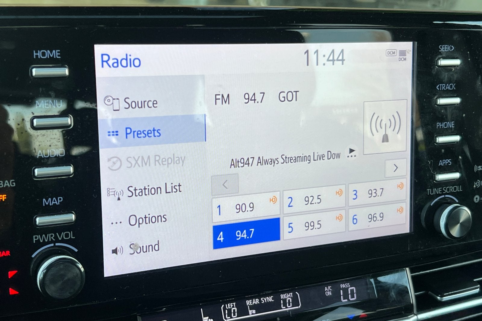 2022 Toyota Sienna XLE