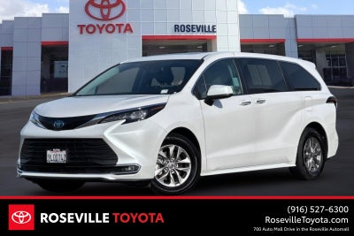 2024 Toyota Sienna XLE