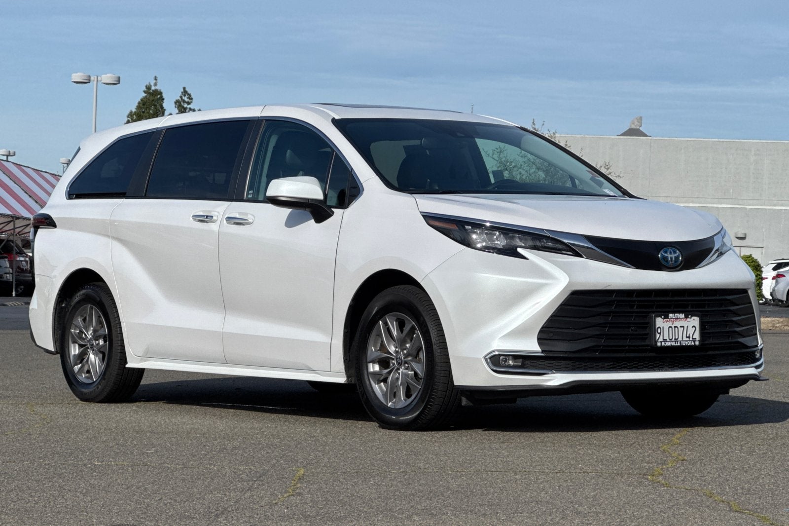 2024 Toyota Sienna XLE