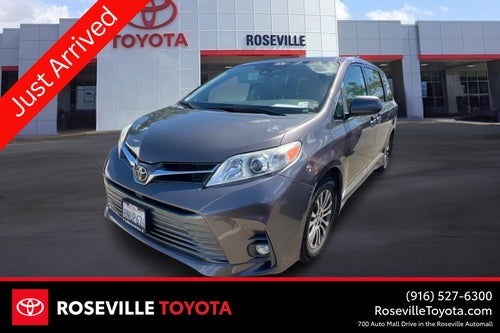 2020 Toyota Sienna XLE Premium