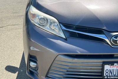 2020 Toyota Sienna XLE Premium