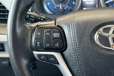 2020 Toyota Sienna XLE