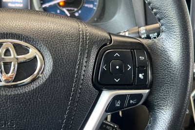 2020 Toyota Sienna XLE