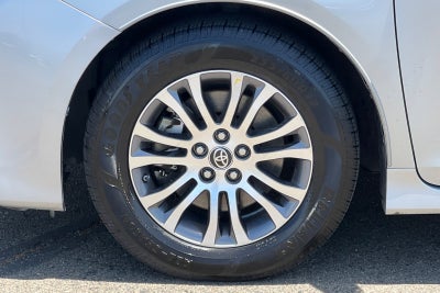 2020 Toyota Sienna XLE