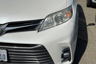 2018 Toyota Sienna XLE