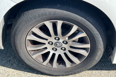 2018 Toyota Sienna XLE