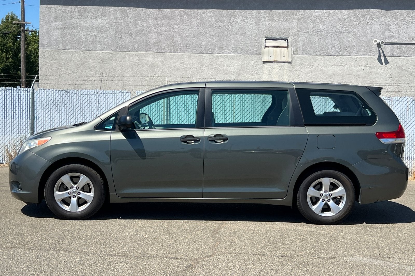 2013 Toyota Sienna L