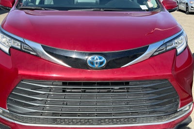 2024 Toyota Sienna Limited