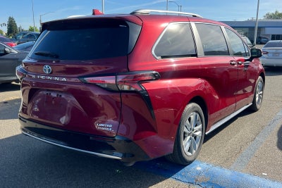 2024 Toyota Sienna Limited