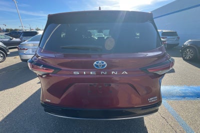 2024 Toyota Sienna Limited