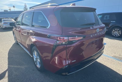 2024 Toyota Sienna Limited