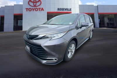2023 Toyota Sienna Limited