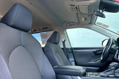 2020 Toyota Highlander LE