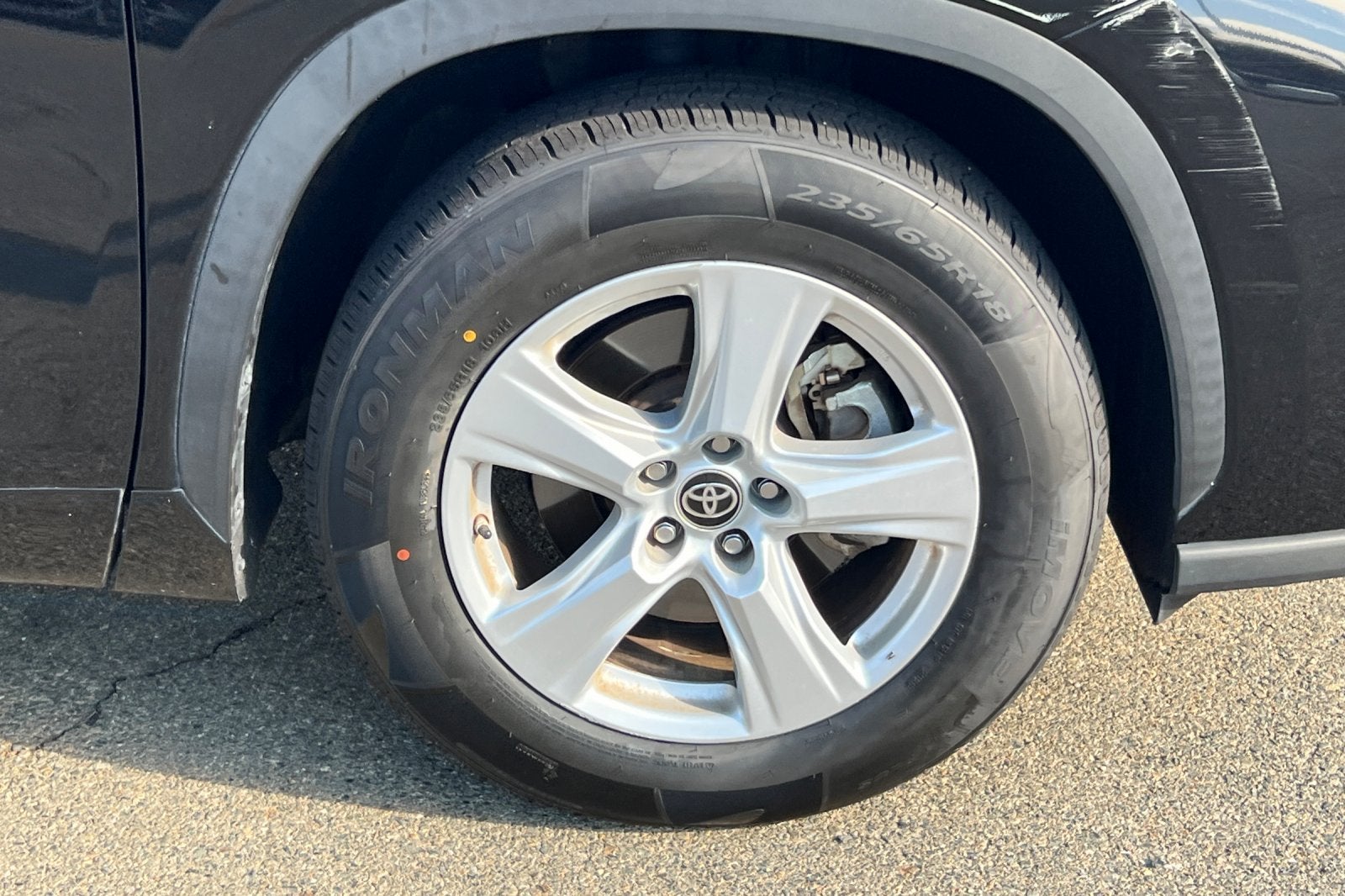 2021 Toyota Highlander LE